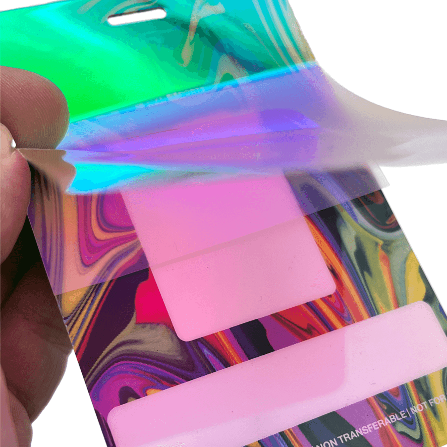 Backstagepässe drucken mit Kaltlaminat, strapazierfähig & sicher